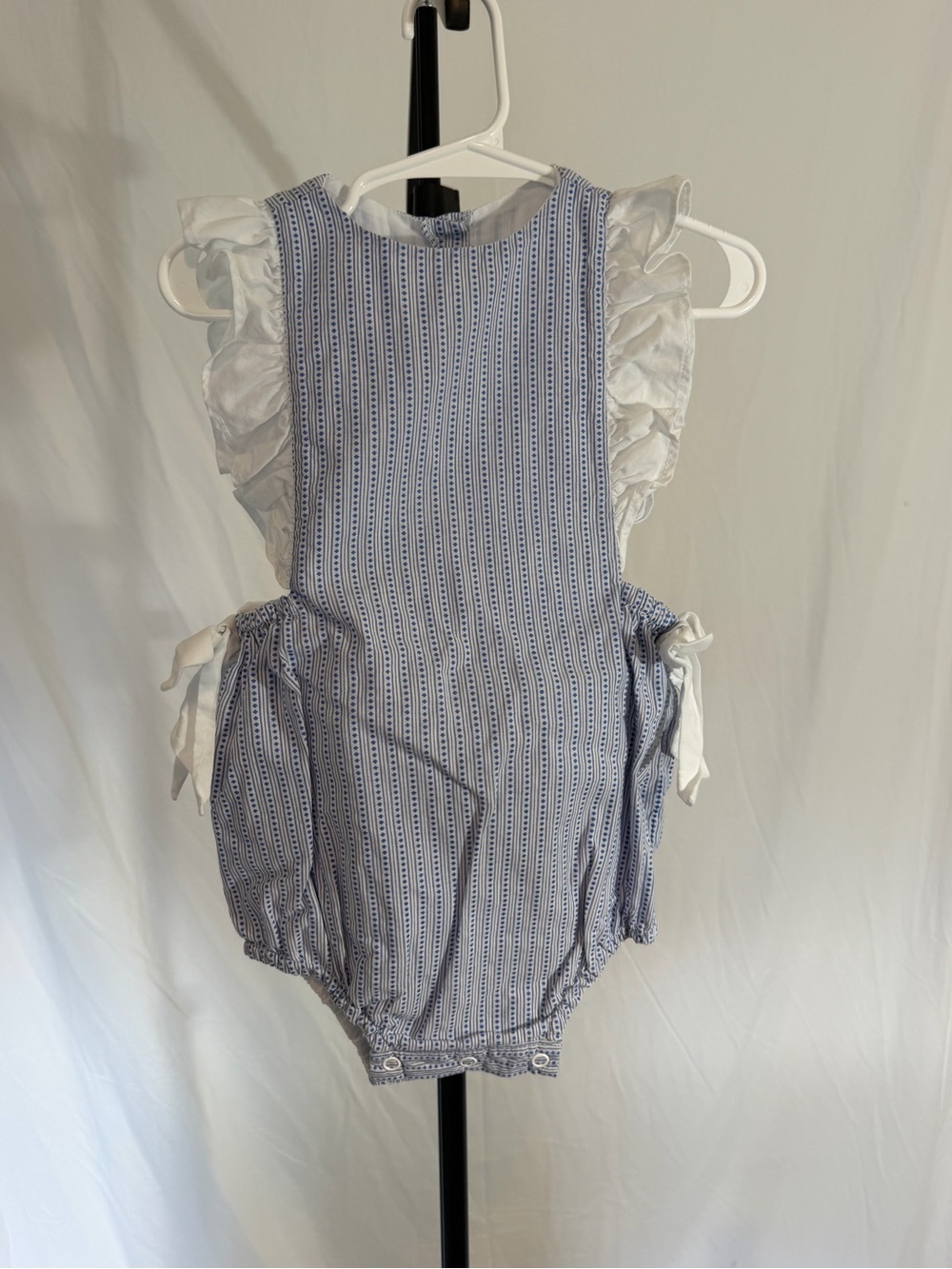 Bella Bliss Blue & White Flutter Sleeve Bubble Romper | Size 12 Months